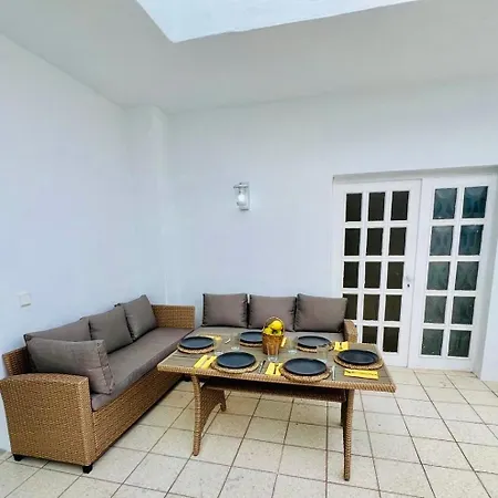 Nyaraló Piedranegra *