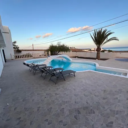 Piedranegra * Тиас